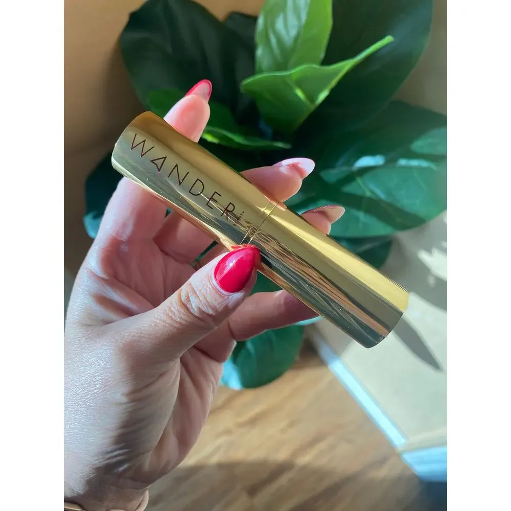 NEW Wander Beauty Flash Focus Hydrating Foundation Stick in Deep